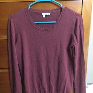 Maroon sweater